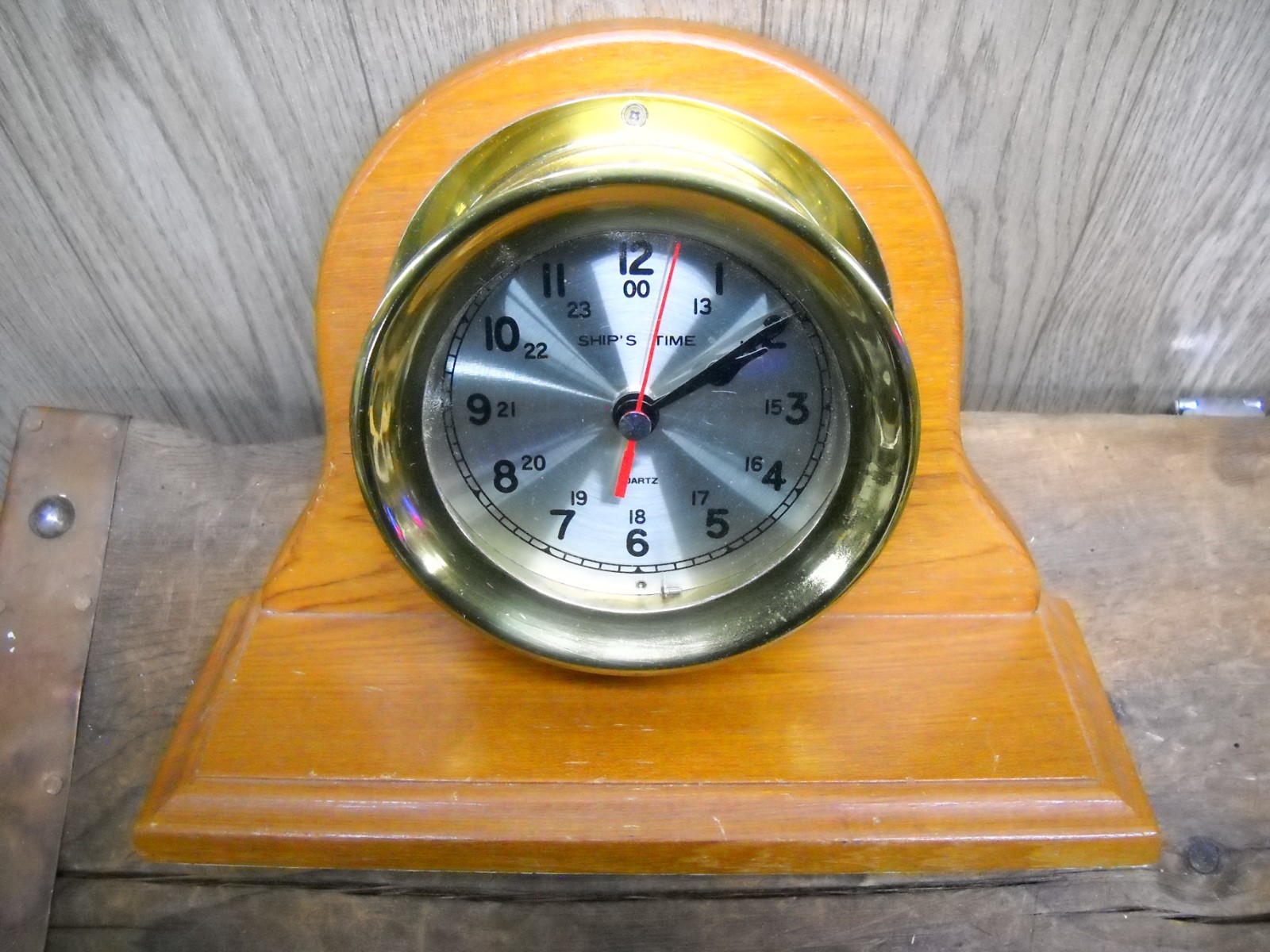 Quartz Clock Brass Ships Clock- on Wood Mantle, Works  !     12  1/4" x 8 3/4"