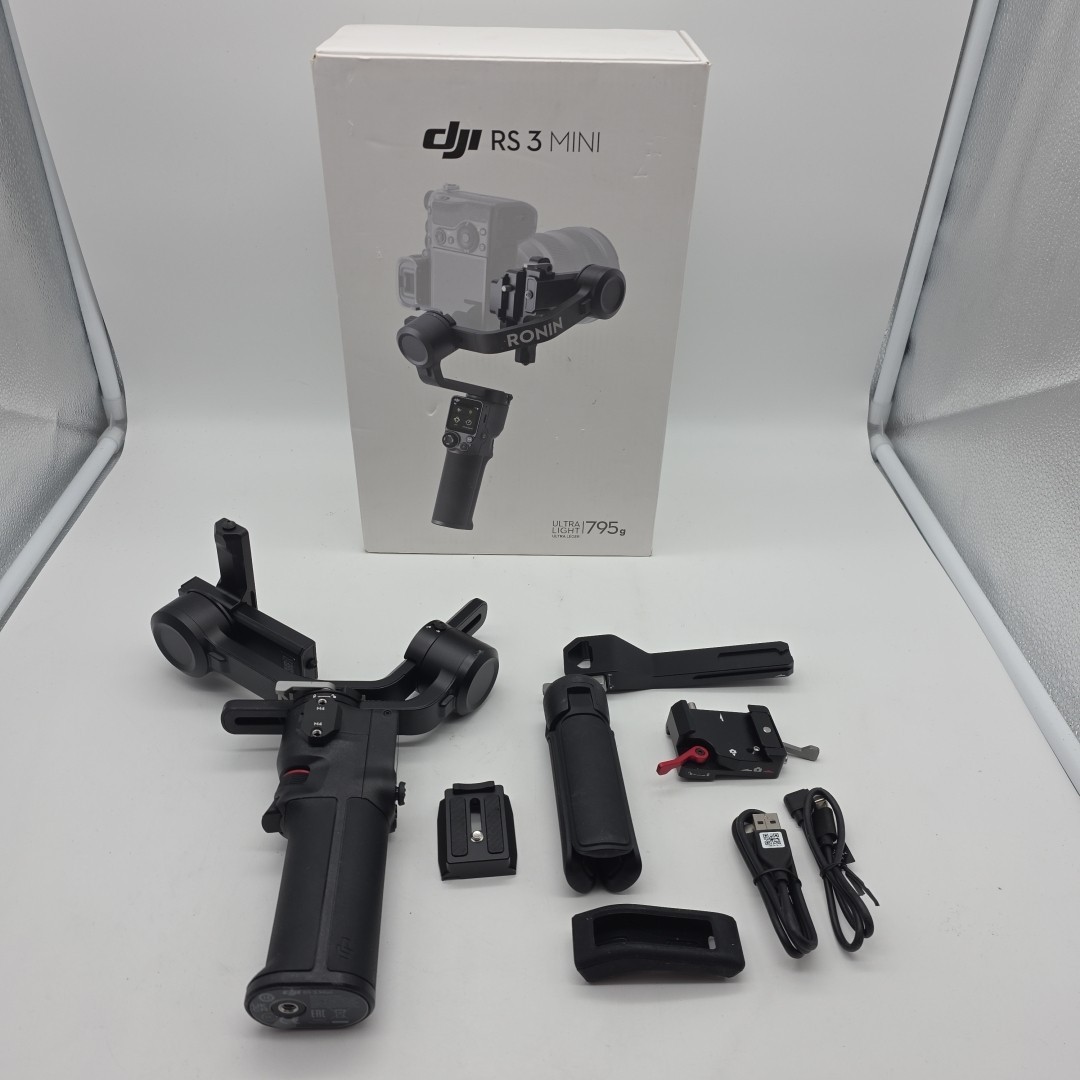 DJI RS 3 Mini 3-Axis Gimbal Stabilizer (CP.RN.00000294.01) COMPLETE