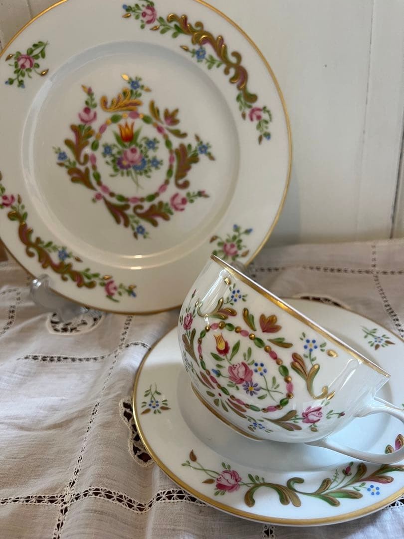 Laure Selignac Cup Saucer Plate Trio Set