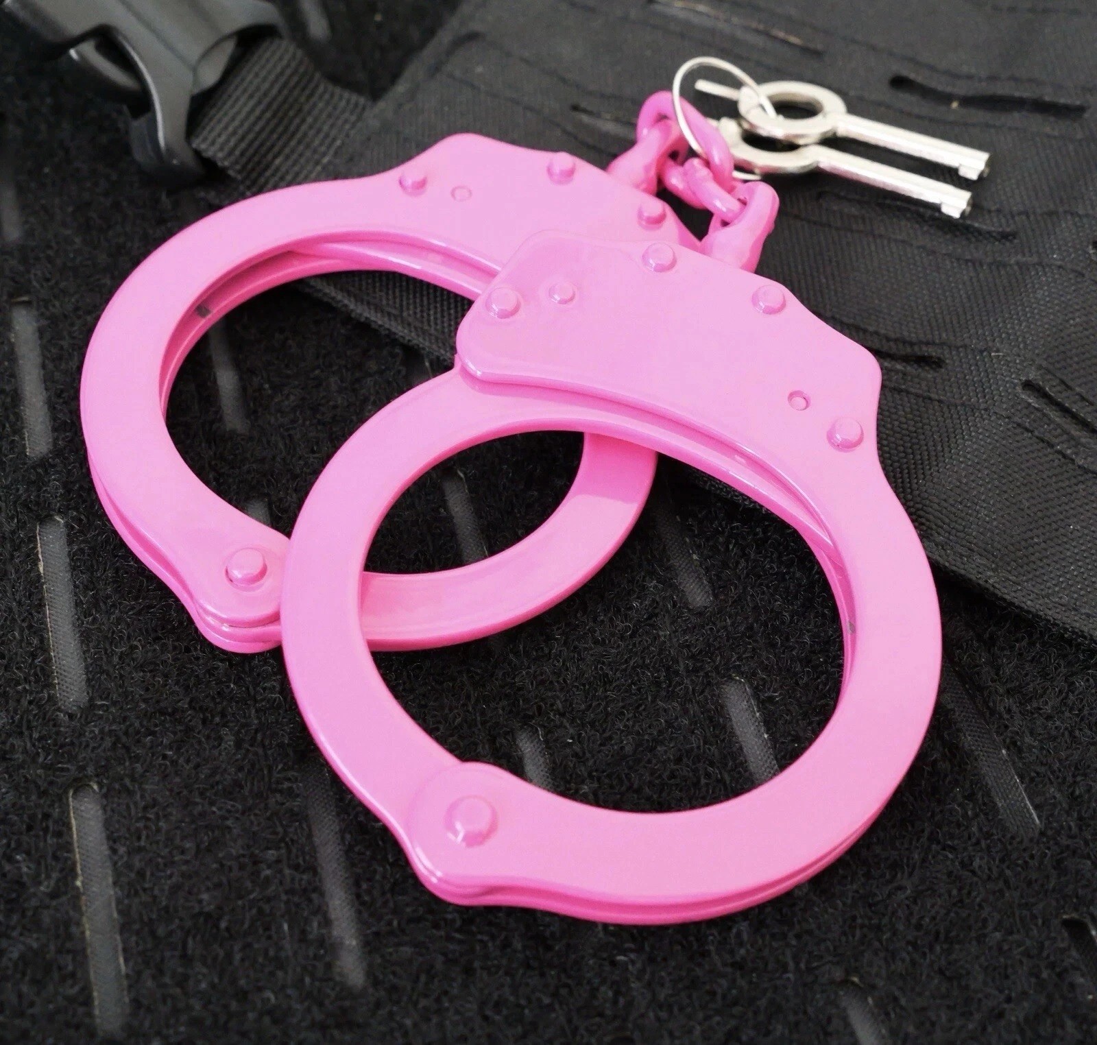 Pink Toy Handcuffs with Keys – Plastic Police Costume Accessory for Kids Fancy
