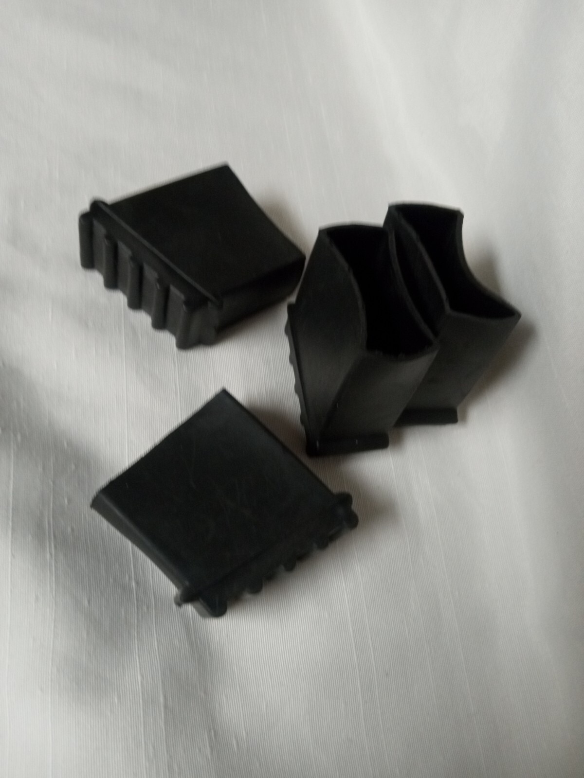 4 Ladder Feet Covers non skid black Cabilock new
