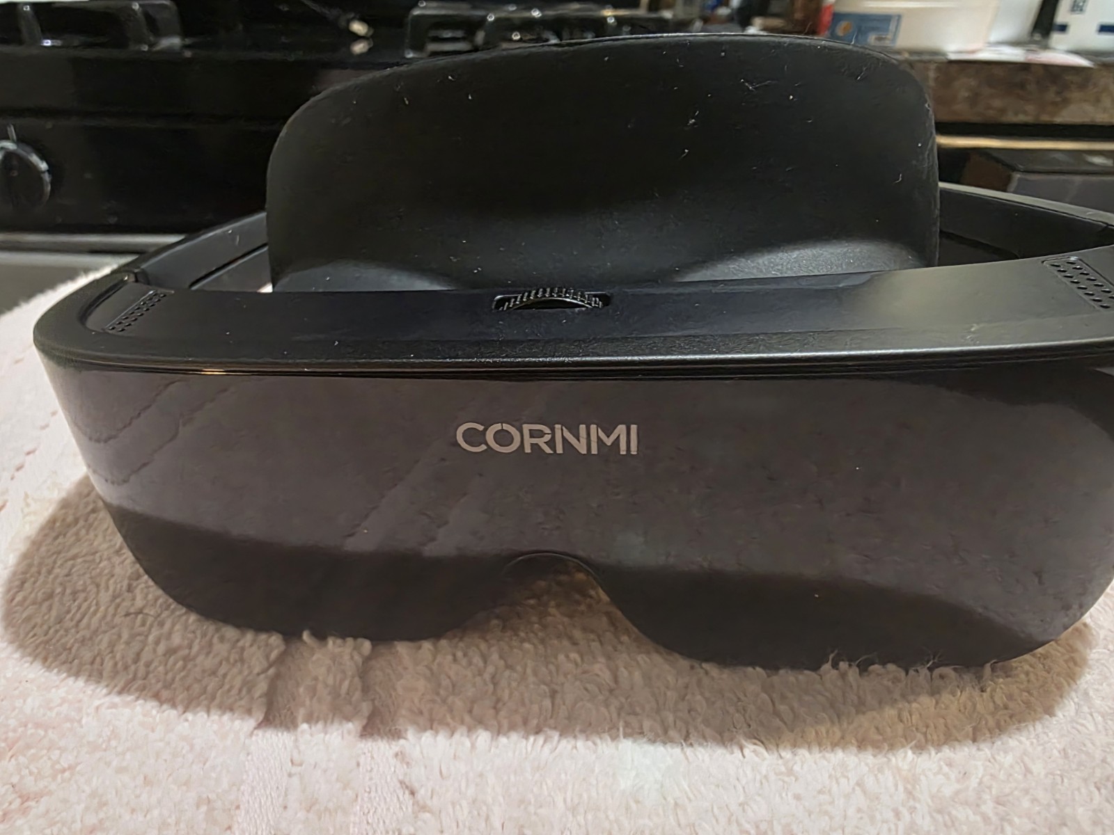 CORNMI Smartphone VR Headset Black with Carrying Case Plastic