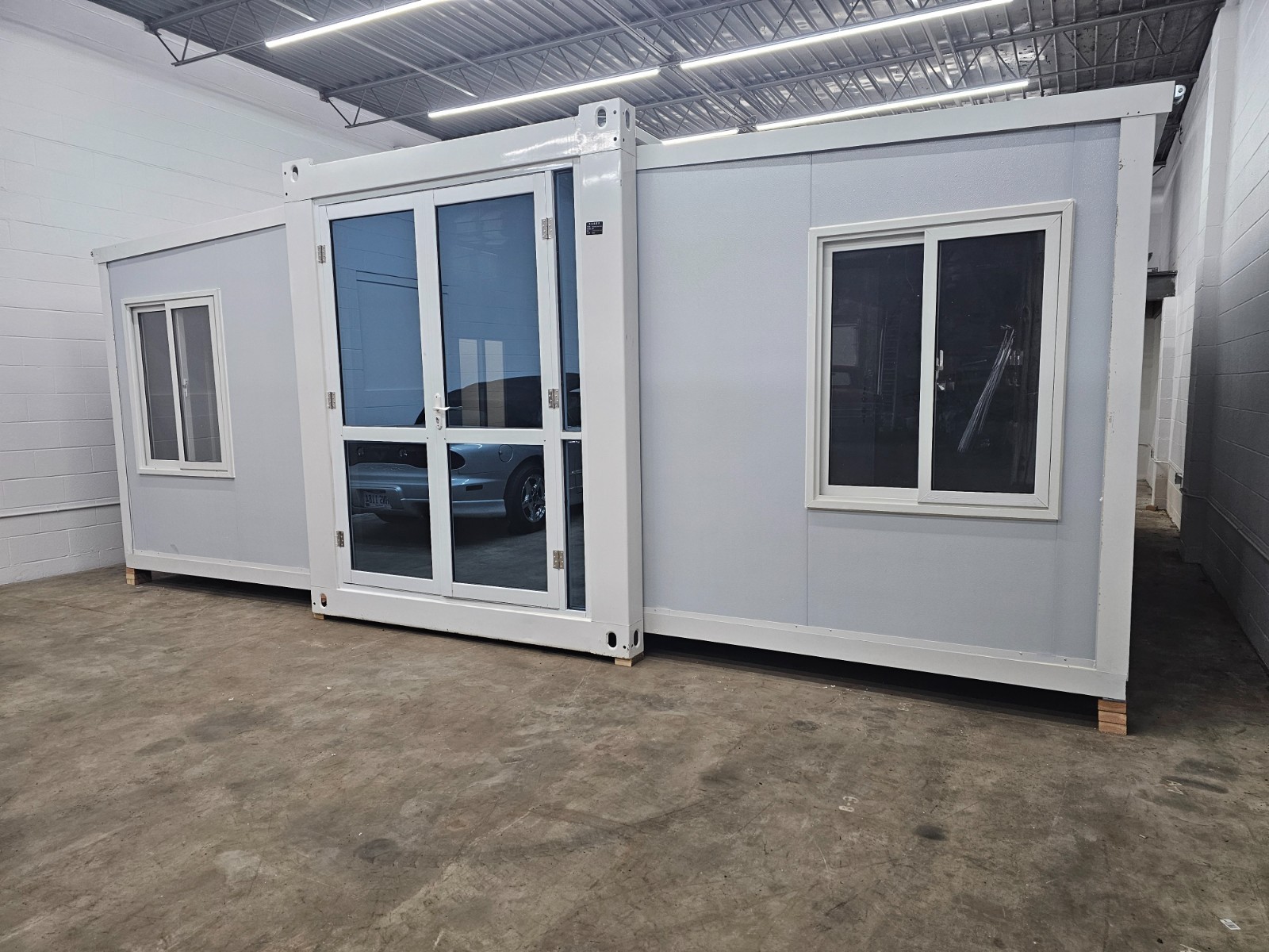 20'x20'x8' Mobile Expandable Prefab House  Prebuilt Home Portable Office - 390