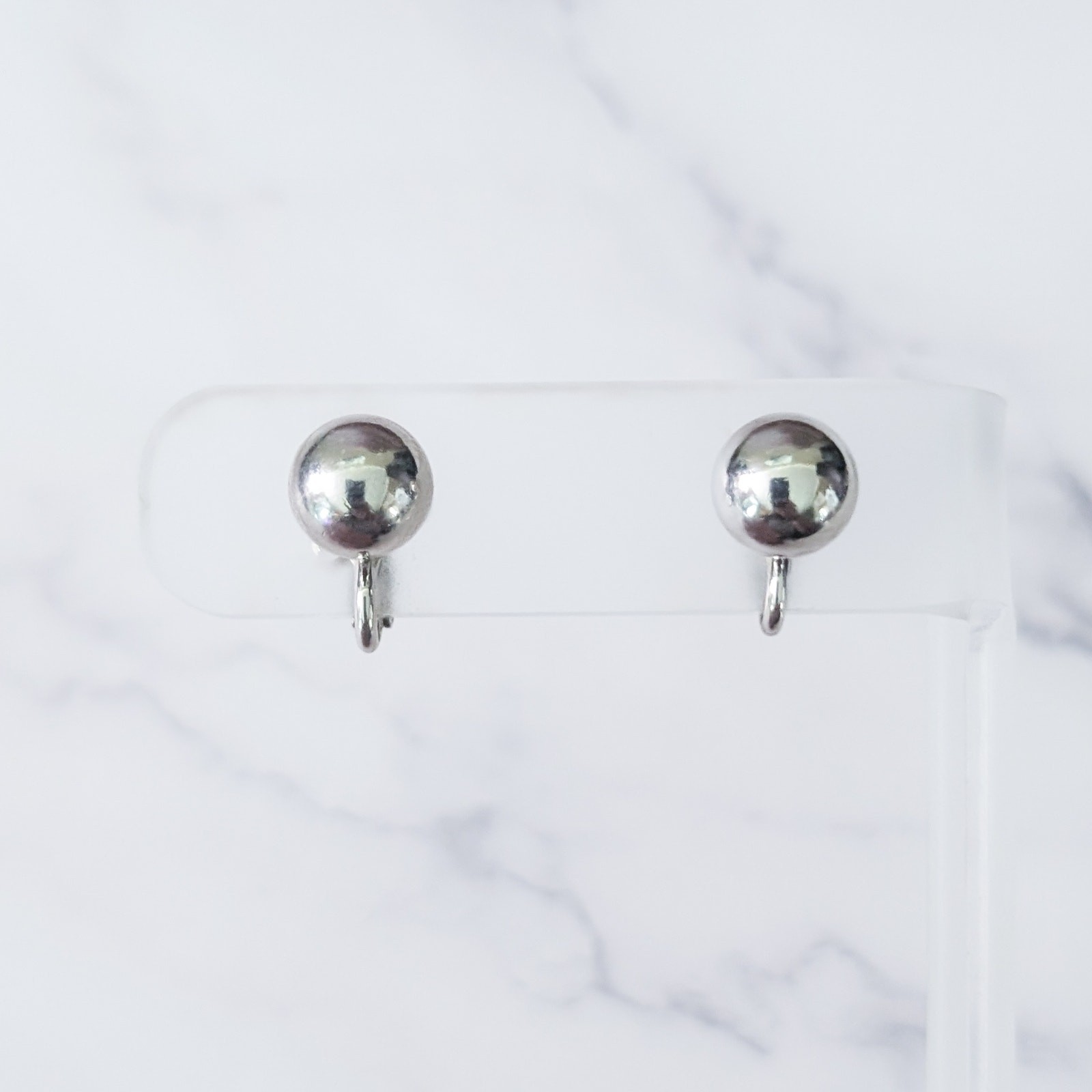 Vintage Clip On Earrings 3/8" Silver Tone Ball