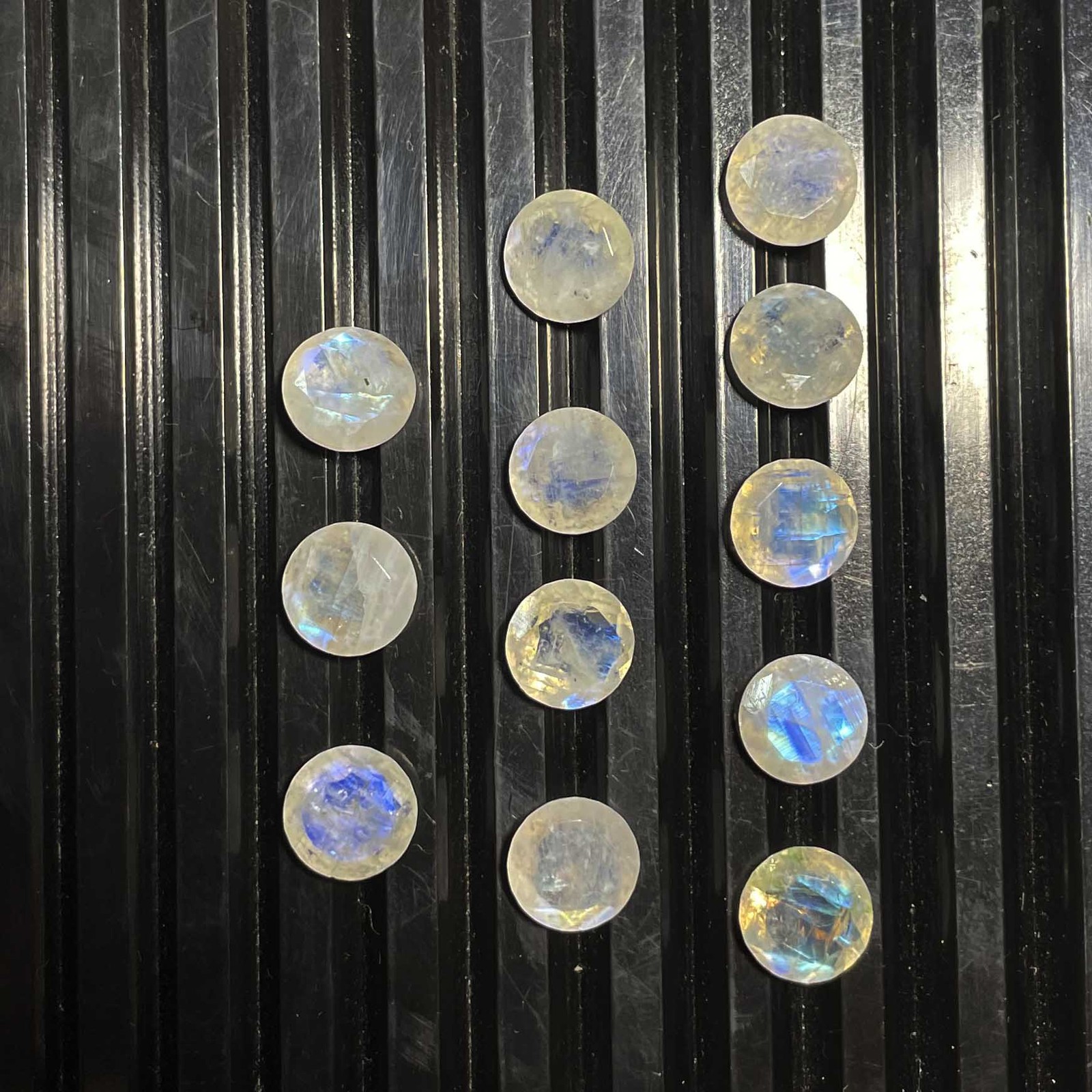 Natural Rainbow Moonstone Round Cut Loose Gemstone Lot 50 Pcs 9 MM 117 CT