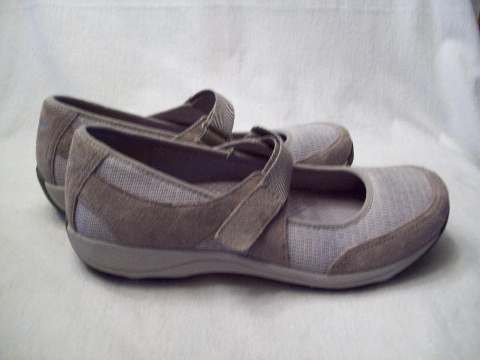 Dansko Ladies Hennie Mary Jane Shoe's US 8.5-9
