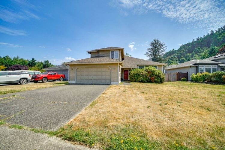 Housemate Wanted to Share An Elegant 5 BR 3 BTH House In Renton Washington WA