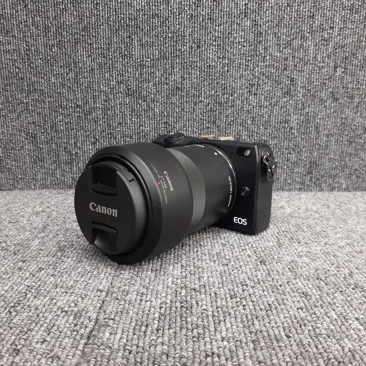 Canon EOS M2 Mirrorless Camera 18MP CMOS EF-M Lens Included Used From Japan