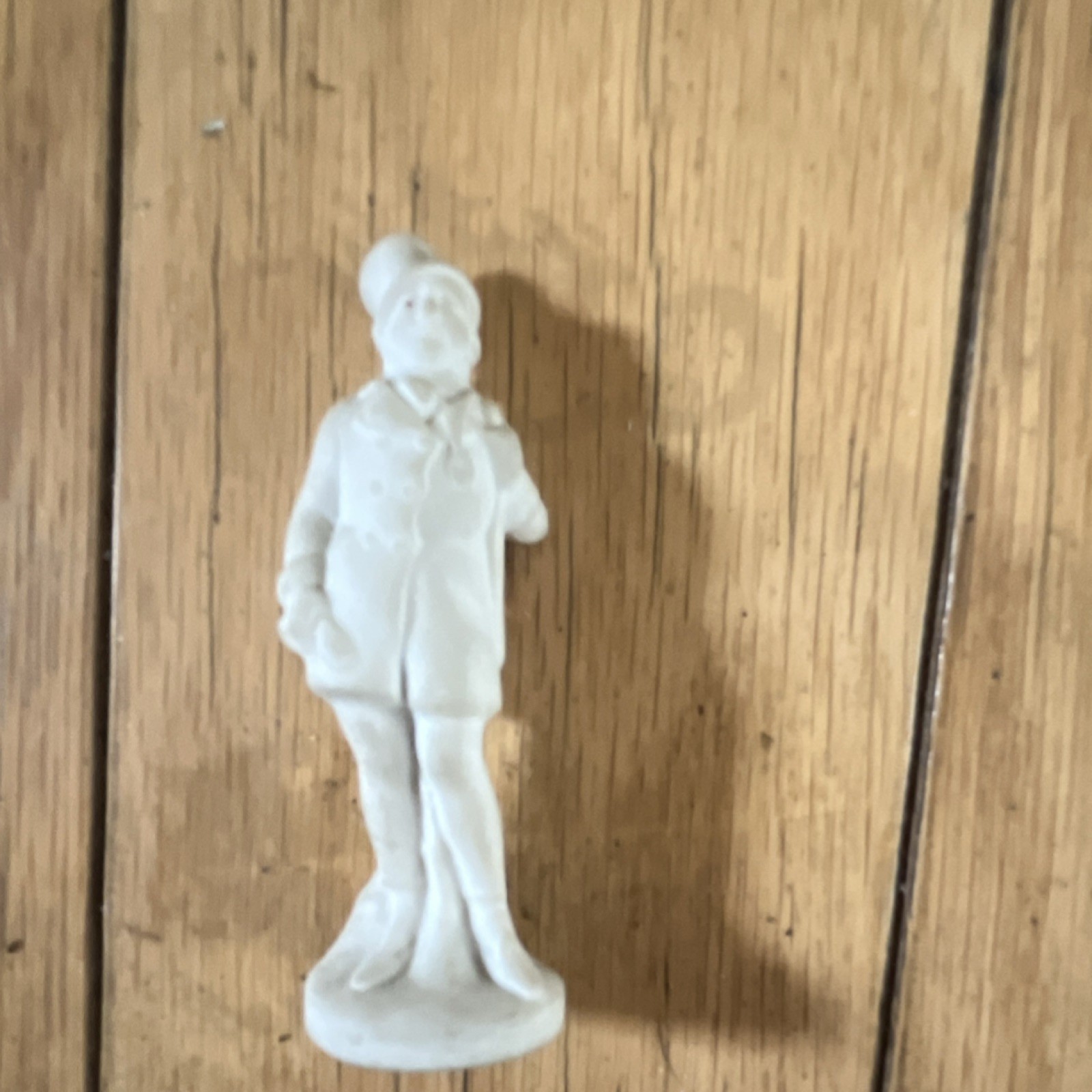 Porcelain Man Figurine White People Theme Small Decorative Collectible Sculpture
