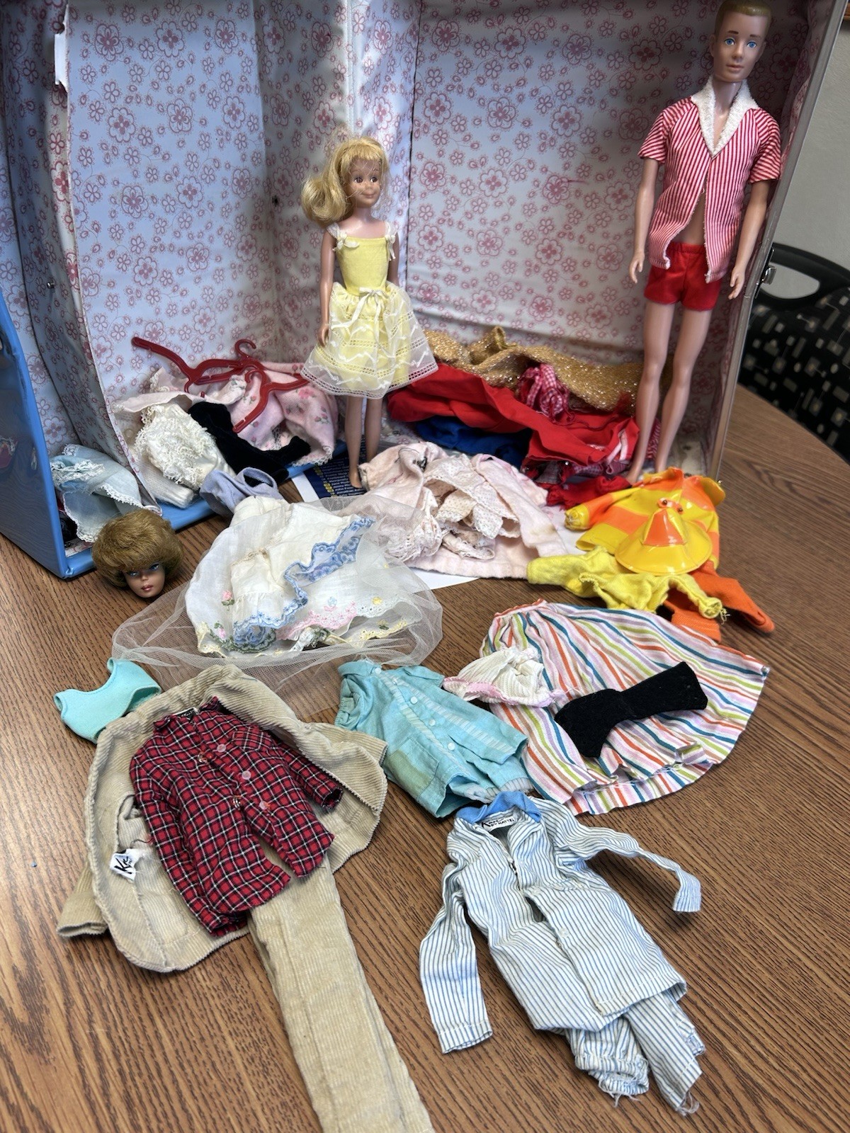 Mixed Vintage Barbie Doll Lot Read Description