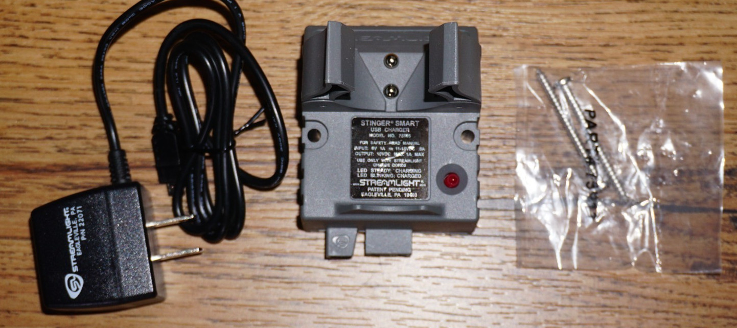 Streamlight 75105 Smart Charger Holder and 22071 120V AC USB Cord for Stinger