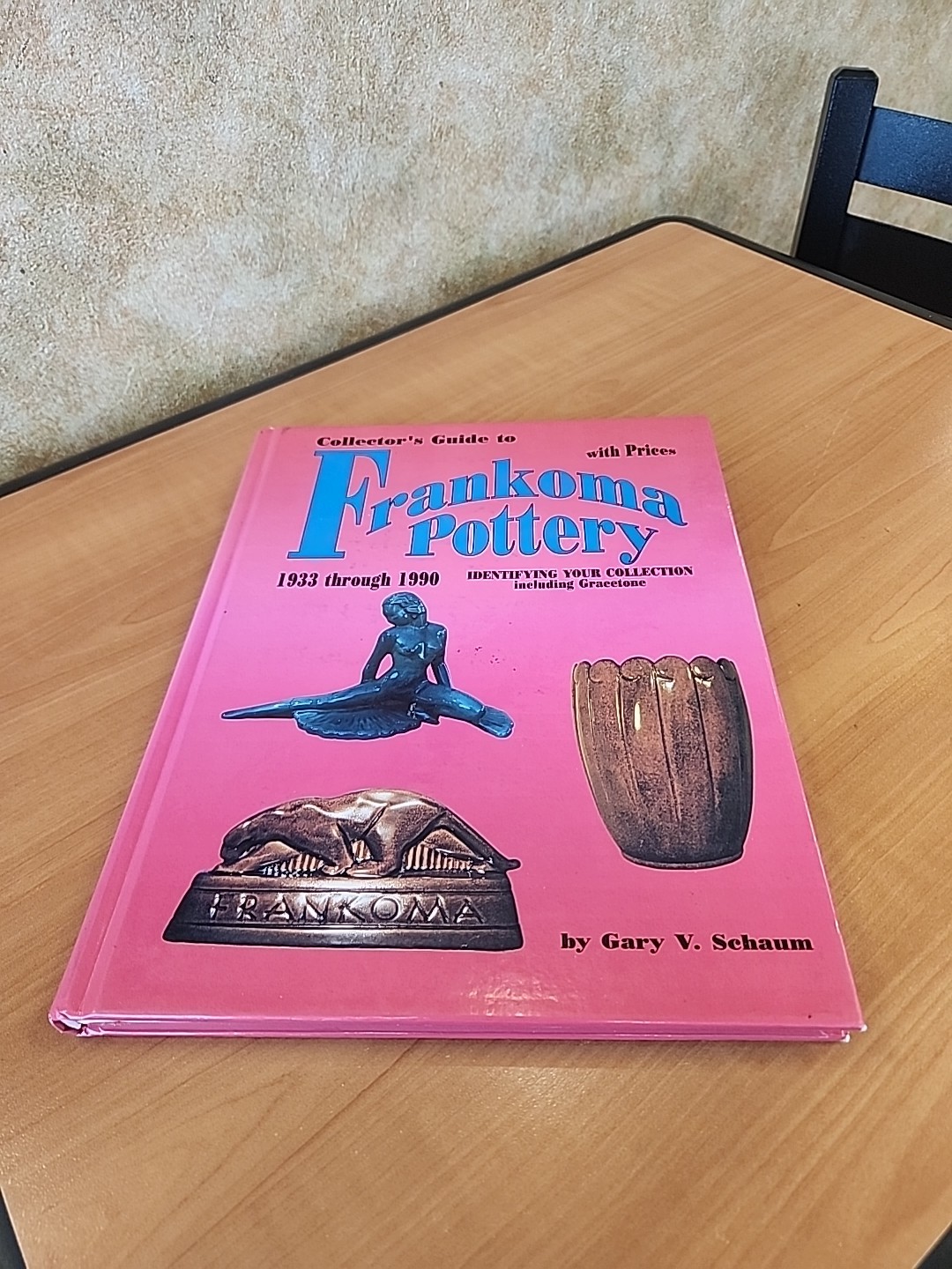 Collector's  Guide to Frankoma Pottery 1933-1990