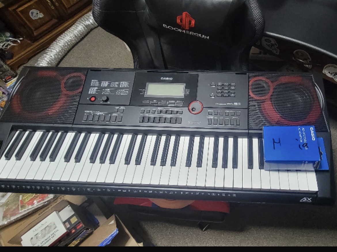 Casio CT-X700 Electronic Keyboard 61 Keys USB Built-in Speakers Black