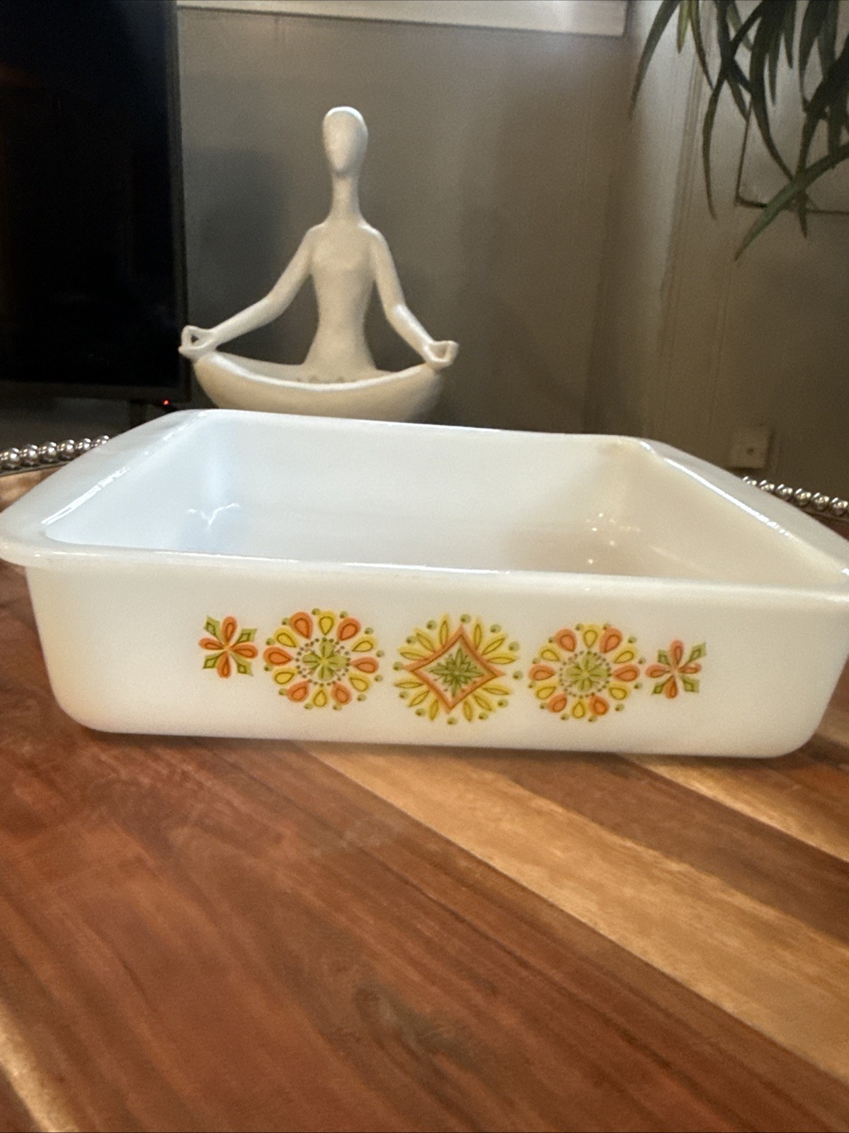 2 VTG Glassbake Dishes,Pinwheels Casserole 8x8 1979-1985.