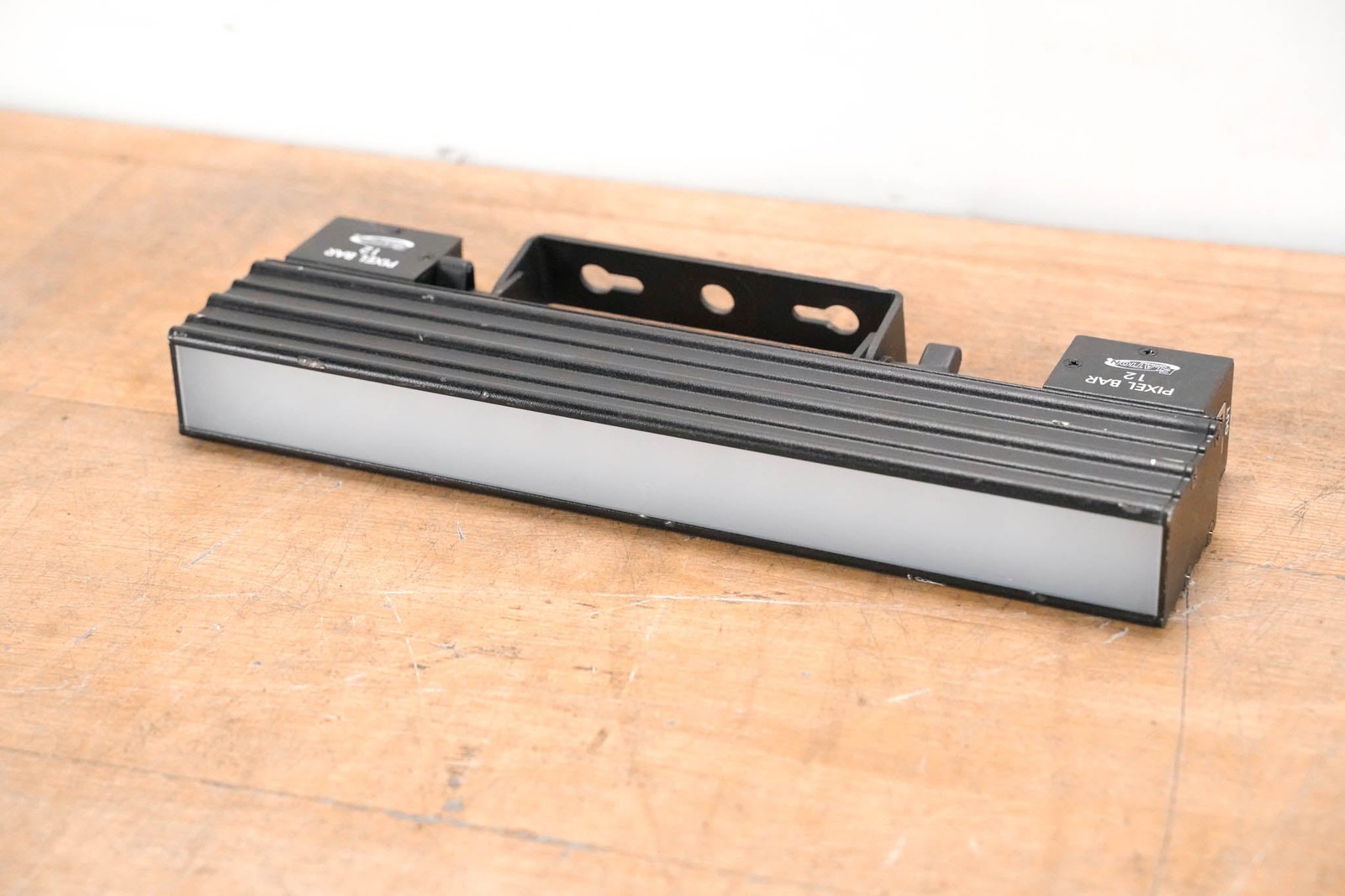 Elation Pixel Bar 12 LED Fixture (12 LEDs) CG01MAZ