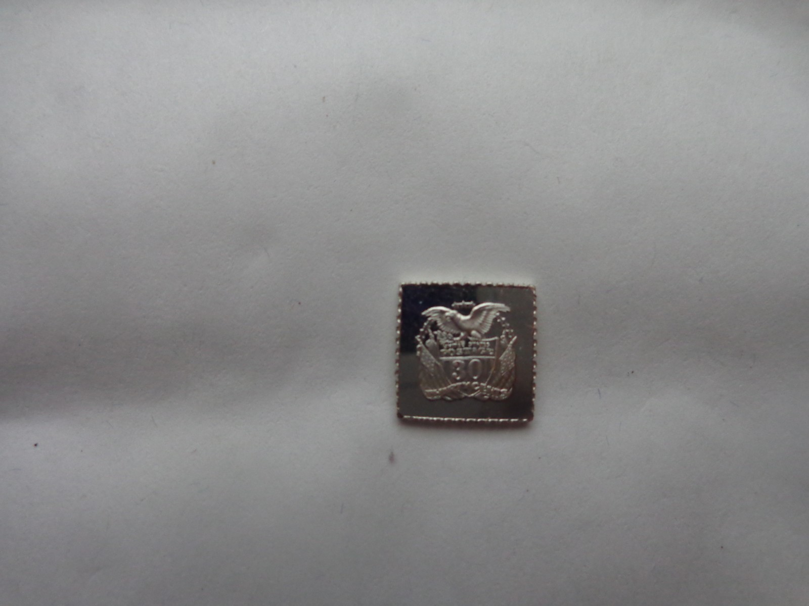 FRANKLIN MINT - UNITED STATES 1869 STAMP - STERLING 925 SILVER PLAQUE BADGE