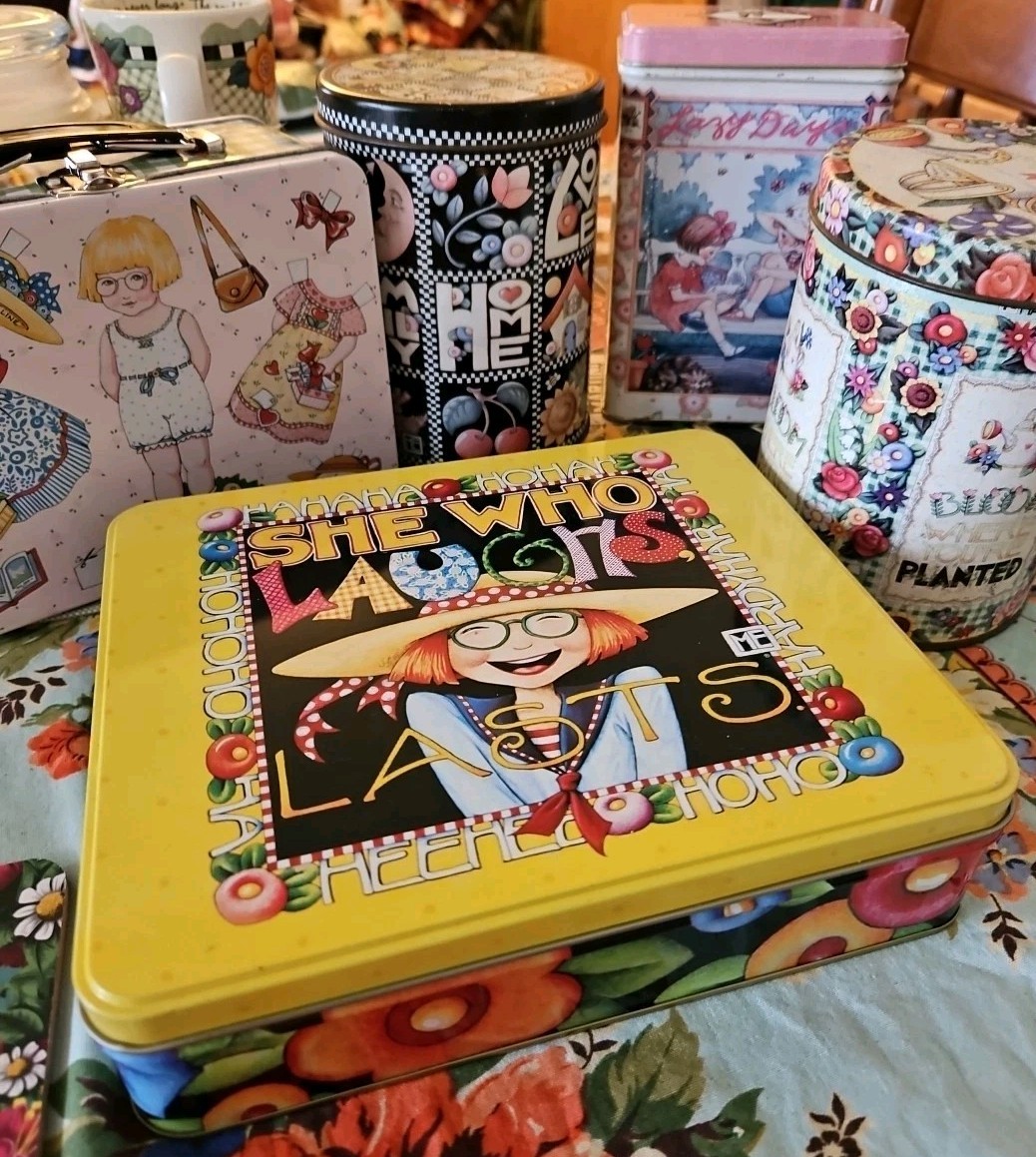 Lot Of 5 Mary Engelbreit Vintage Tin Boxes ,Money Tin, One With Envelopes Read