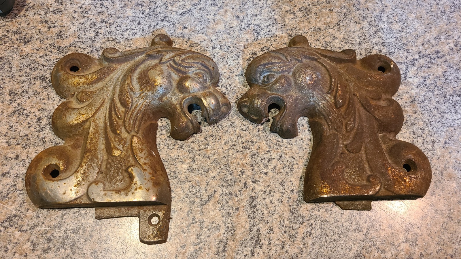 Antique Architectural Griffin Or Dragons, Lion Cast Iron Goth (C8)