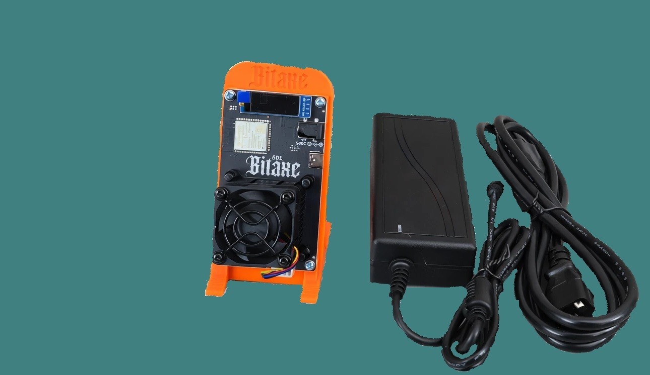 US STOCK Bitaxe Gamma 601 1.2TH/s 2.4G WiFi 18W BTC Solo Lottery Miner BTC Miner