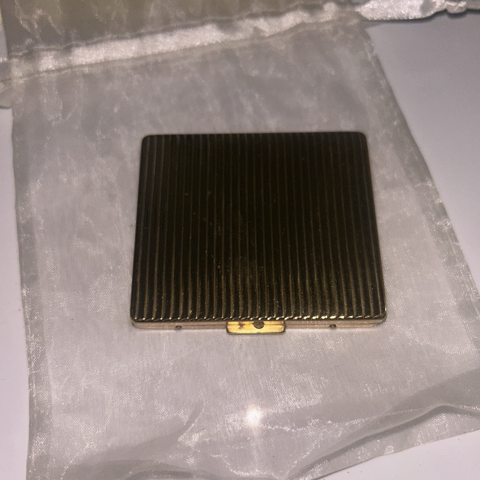 Vintage makeup powder compact gold tone J24