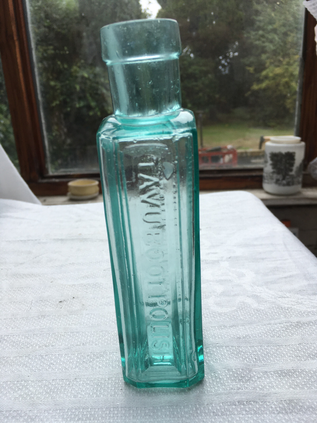 Tavu Boot Polish W Murphy Huddersfield shoe cream wax chemist bottle 1890-1920