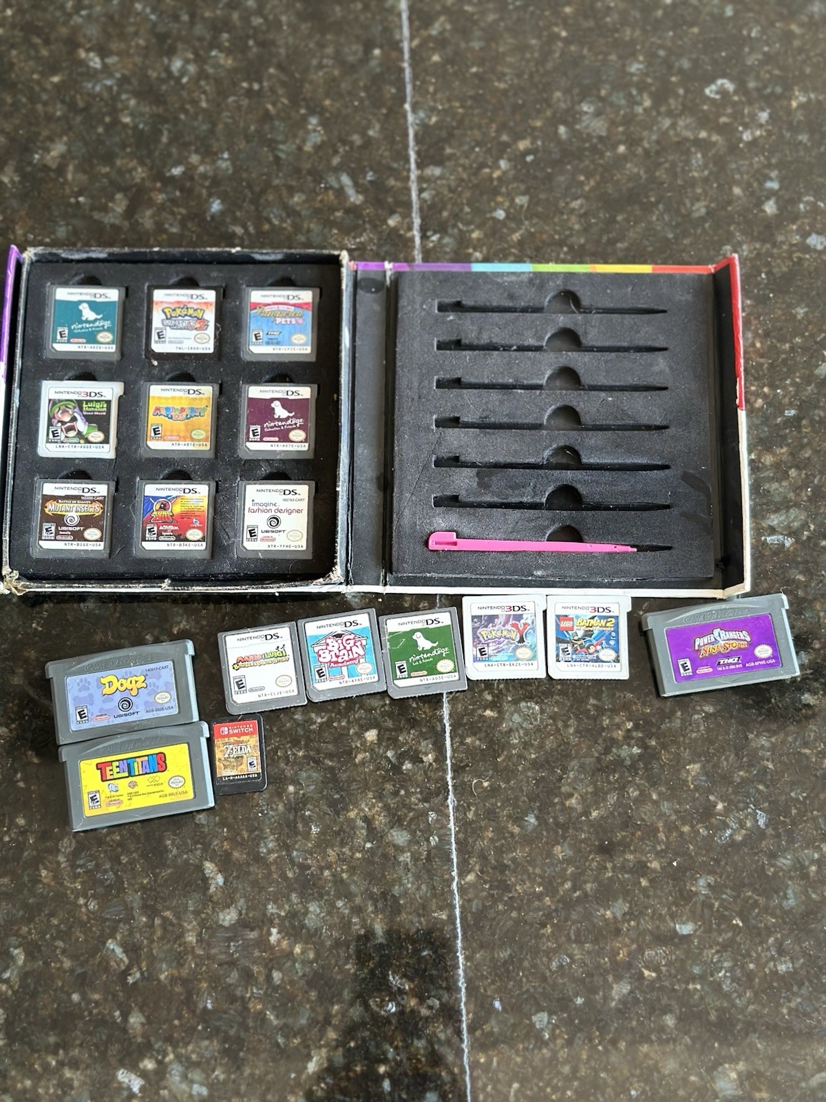 Nintendo DS, 3DS, Switch, GBA games with a case & stylus