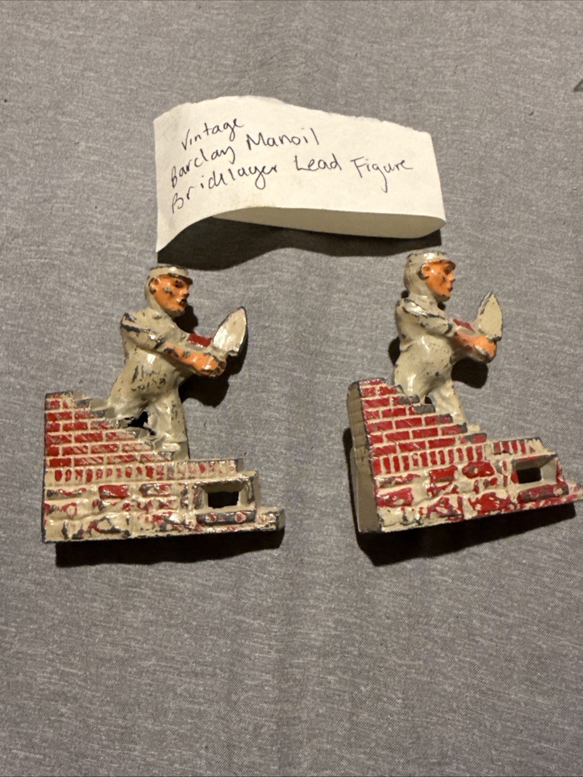 Vintage BARCLAY MANOIL - BRICKLAYER Lead Figure/Toy Soldier #M147