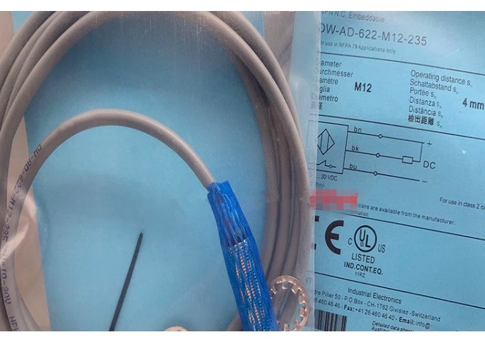 1PCS NEW FIT FOR proximity switch sensor DW-AD-622-M12-235 one year warranty *r