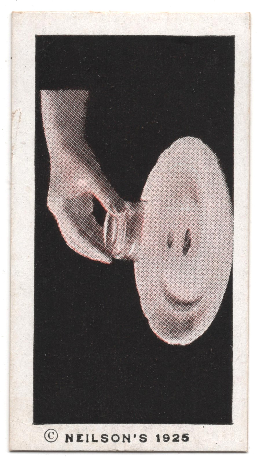 1925 Magic Tricks Trading Card V66 Neilson’s Chocolate Trixie Trix #34 Magician