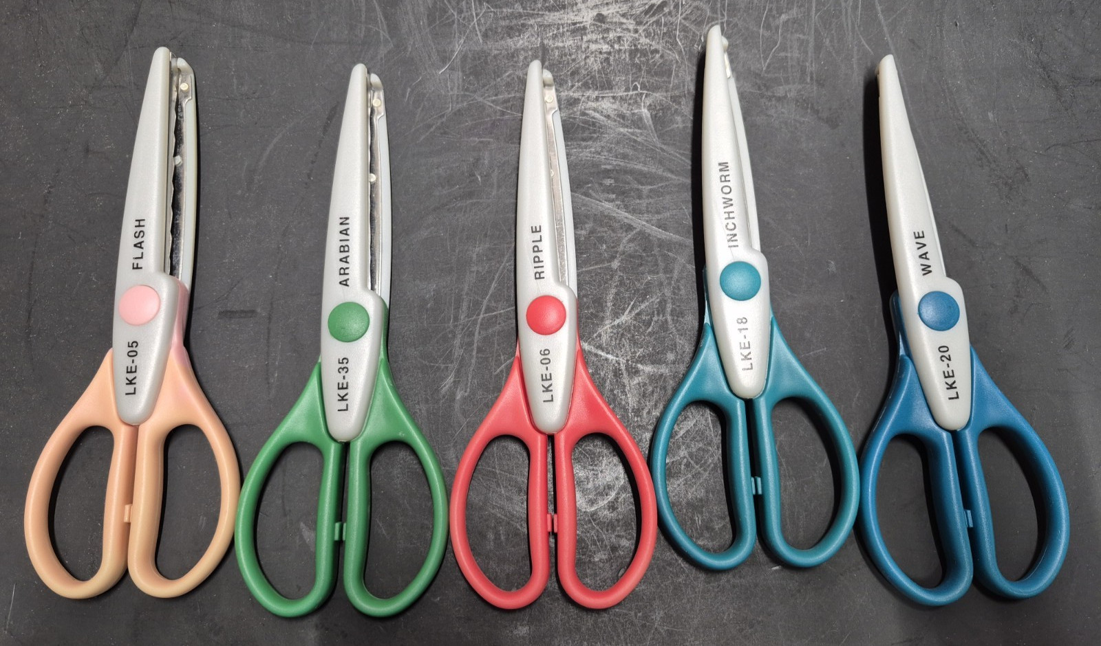 2005 Cutting Edge 20 Kraft Edgers Long & Wide In Rotating Hardwood Rack Set 2