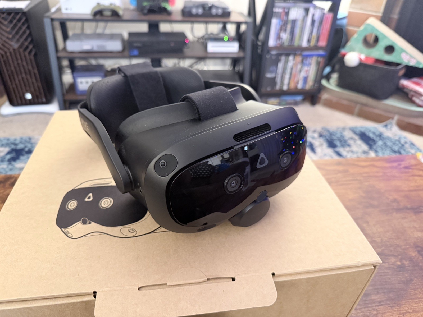 VIVE FocusVision with Controllers Face Tracker PC Stream Kit 3x Ultimate tracker