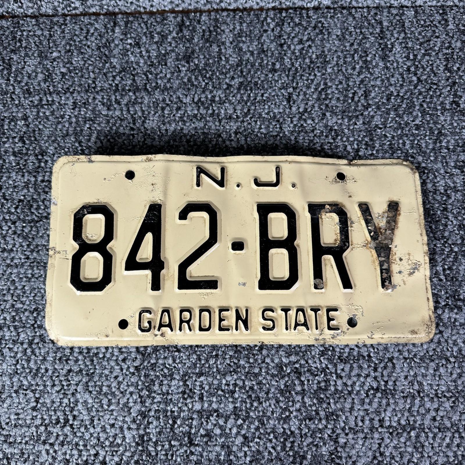 Vintage 1970s New Jersey License Plate - Straw/Yellow Garden State - 842-BRY