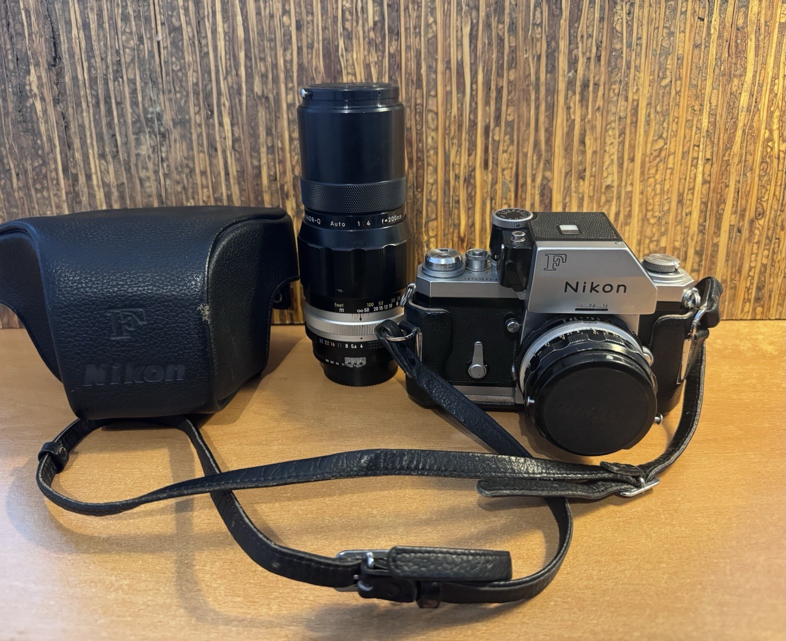 VTG Nikon F Photomic 35mm Film Camera + Nikkor 50mm f/2 & 200mm f/4 Lens + Case