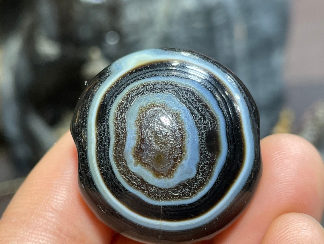 Old Tibetan Nepalese Himalayan Ancient eye Old Dzi Talisman Beads Amulet 老天珠