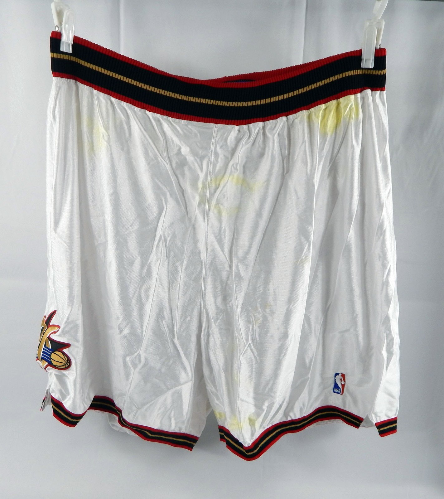 2002-06 Philadelphia 76ers #31 Game Used White Shorts 48 094