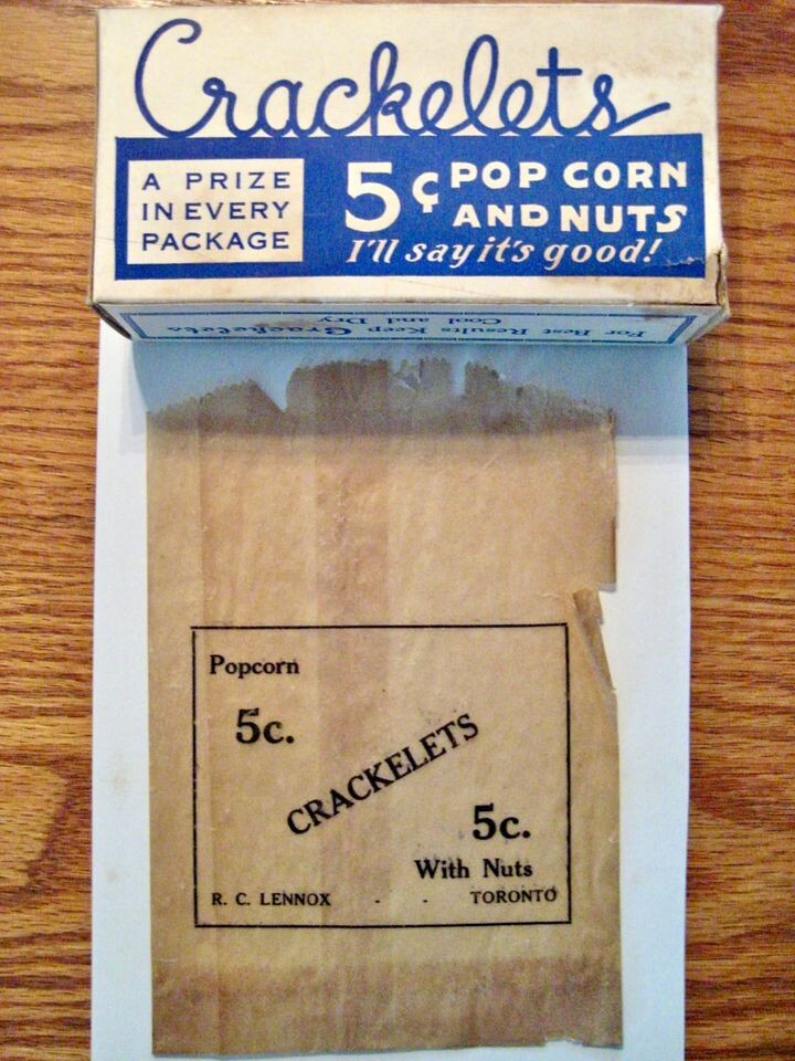 RARE VINTAGE ORIGINAL 1950'S 5 CENT "CRACKELETS" POPCORN BOX AND CELLO BAG