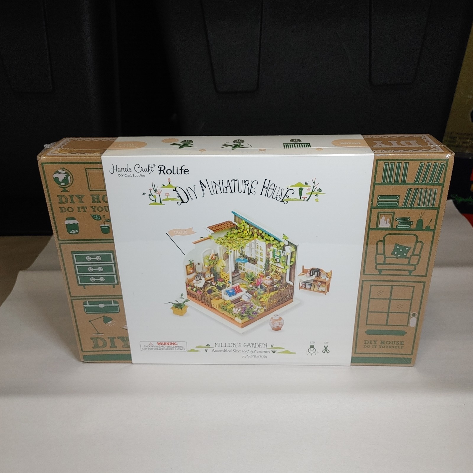 Hands Craft DIY 3D  MILLER'S GARDEN DIY Miniature House Kit DG108