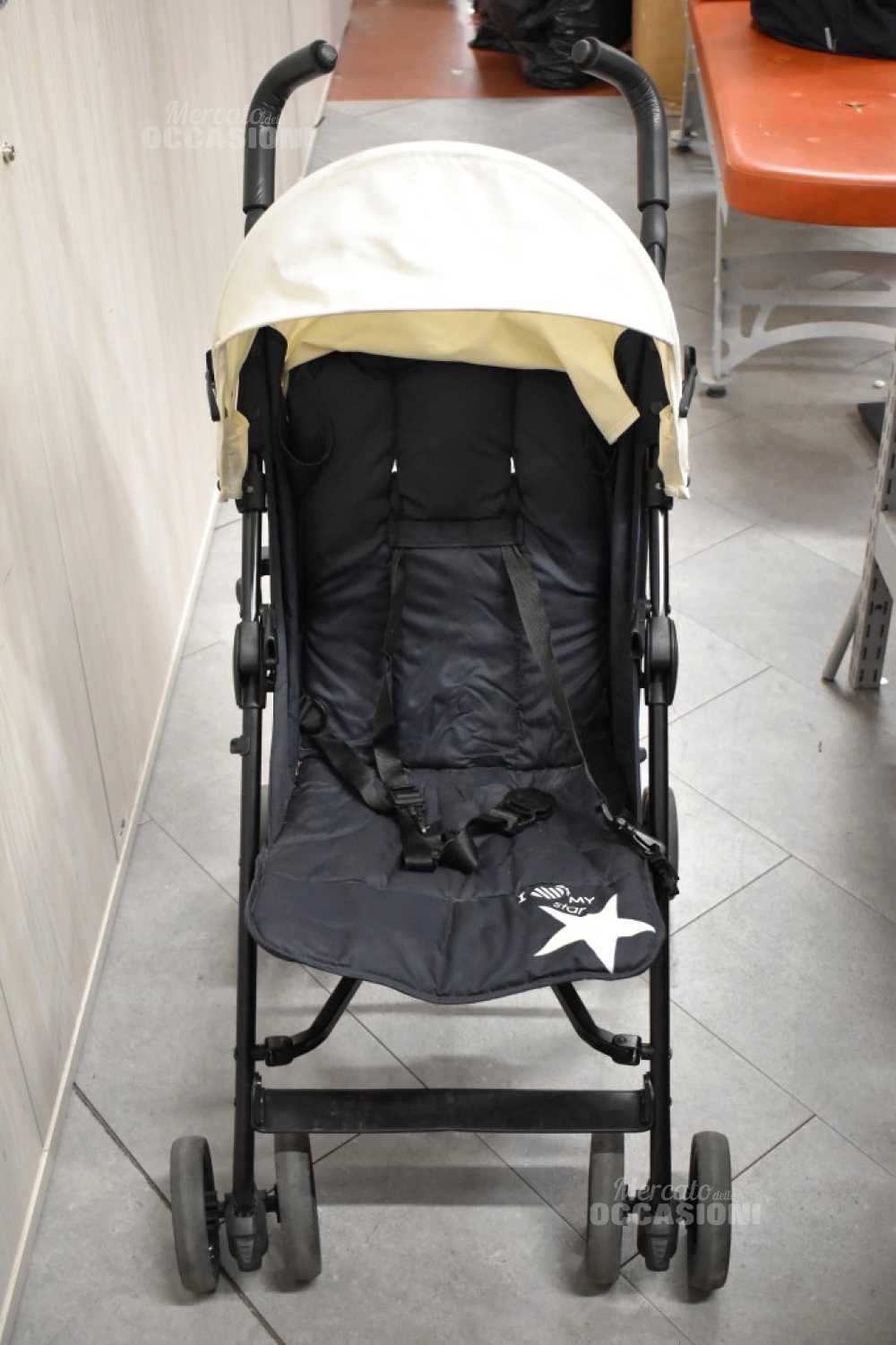 Black And White Folding Kids Stroller