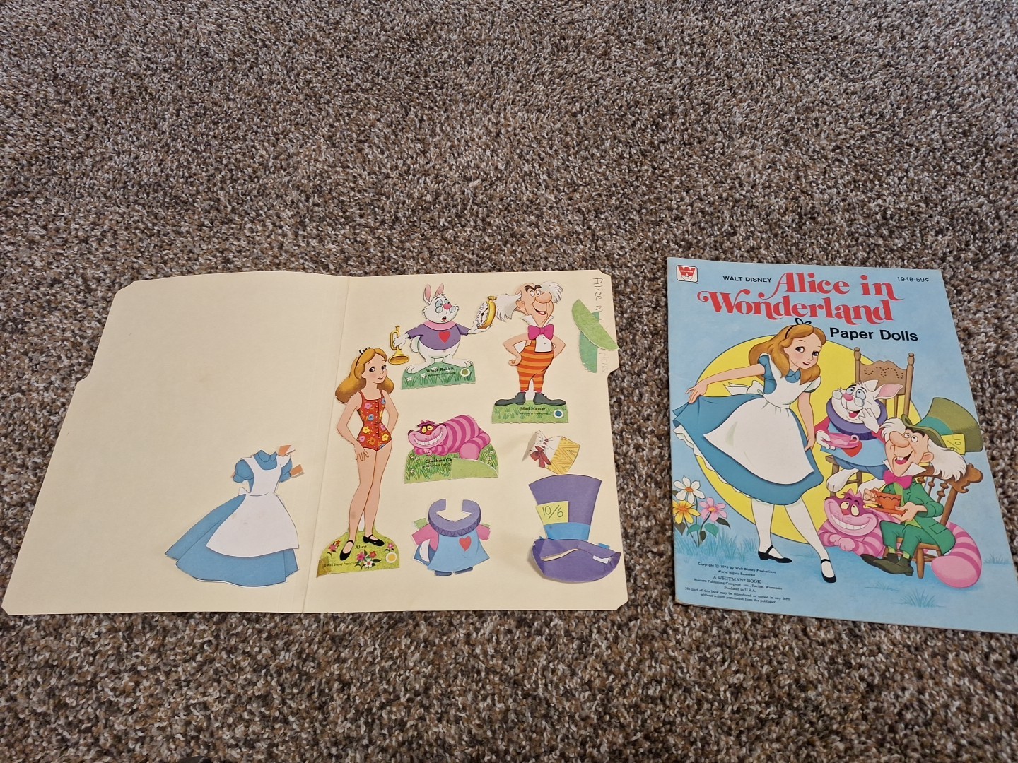 Vintage 1976 Walt Disney Alice in Wonderland Paper Dolls Cut