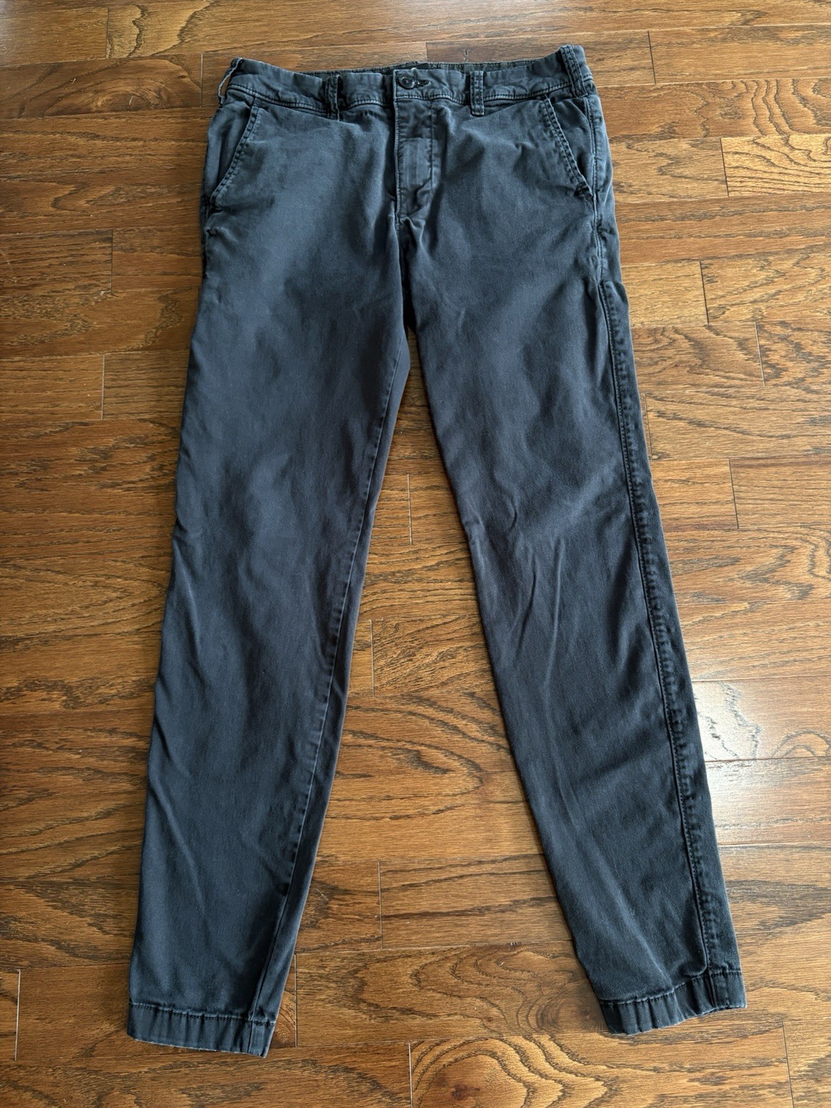 Hollister Super Skinny Chino Black Pants Men’s Size 32x34 (32x32) Stretch