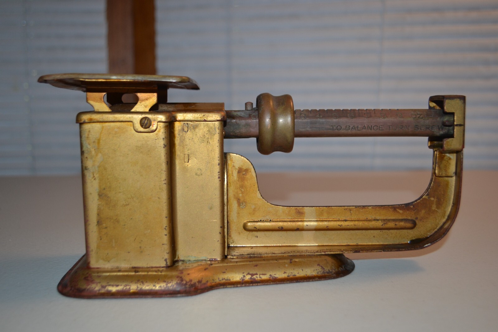 Antique TRINER POSTAL SCALE 9-ounce Floating Arm Chicago IL USA