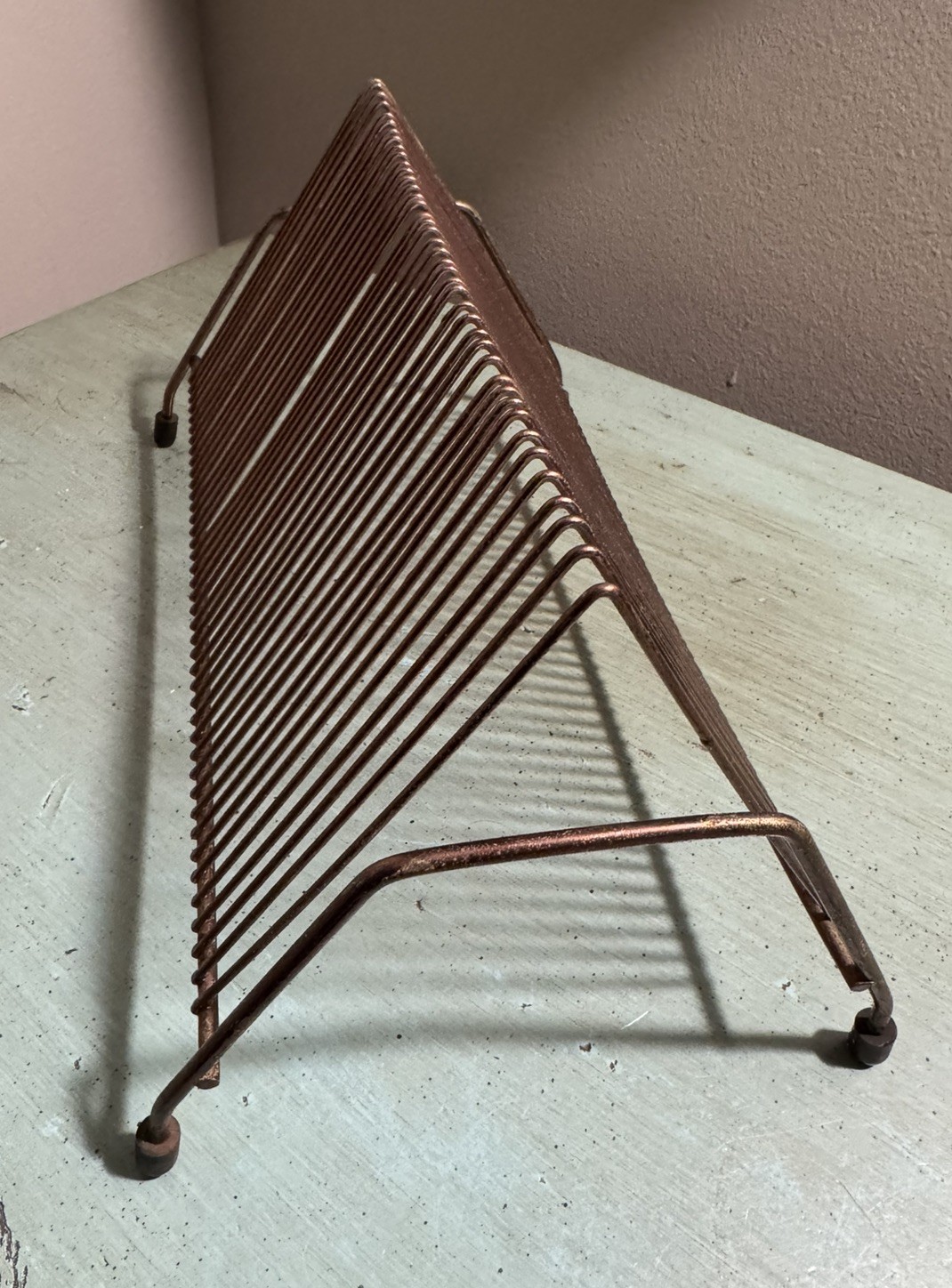 Vintage Metal Wire Rack for 45RPM Vinyl Records - RETRO Copper/Brass - holds 40
