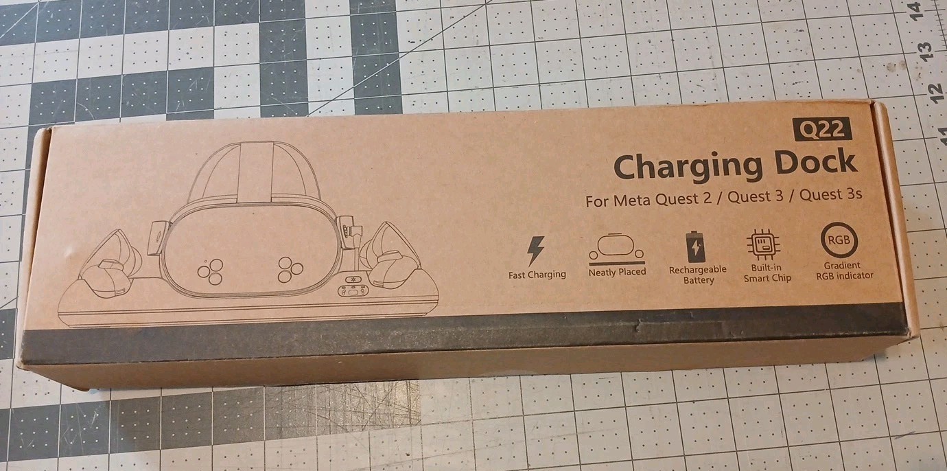 Q22 Fast Charging Dock for Meta Quest 2/3/3S Magnetic Stand w/ RGB & Batteries