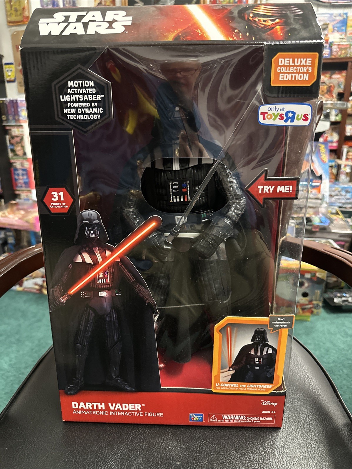 Star Wars Darth Vader Animatronic Interactive 17" Figure Toys R Us Exclusive NIB