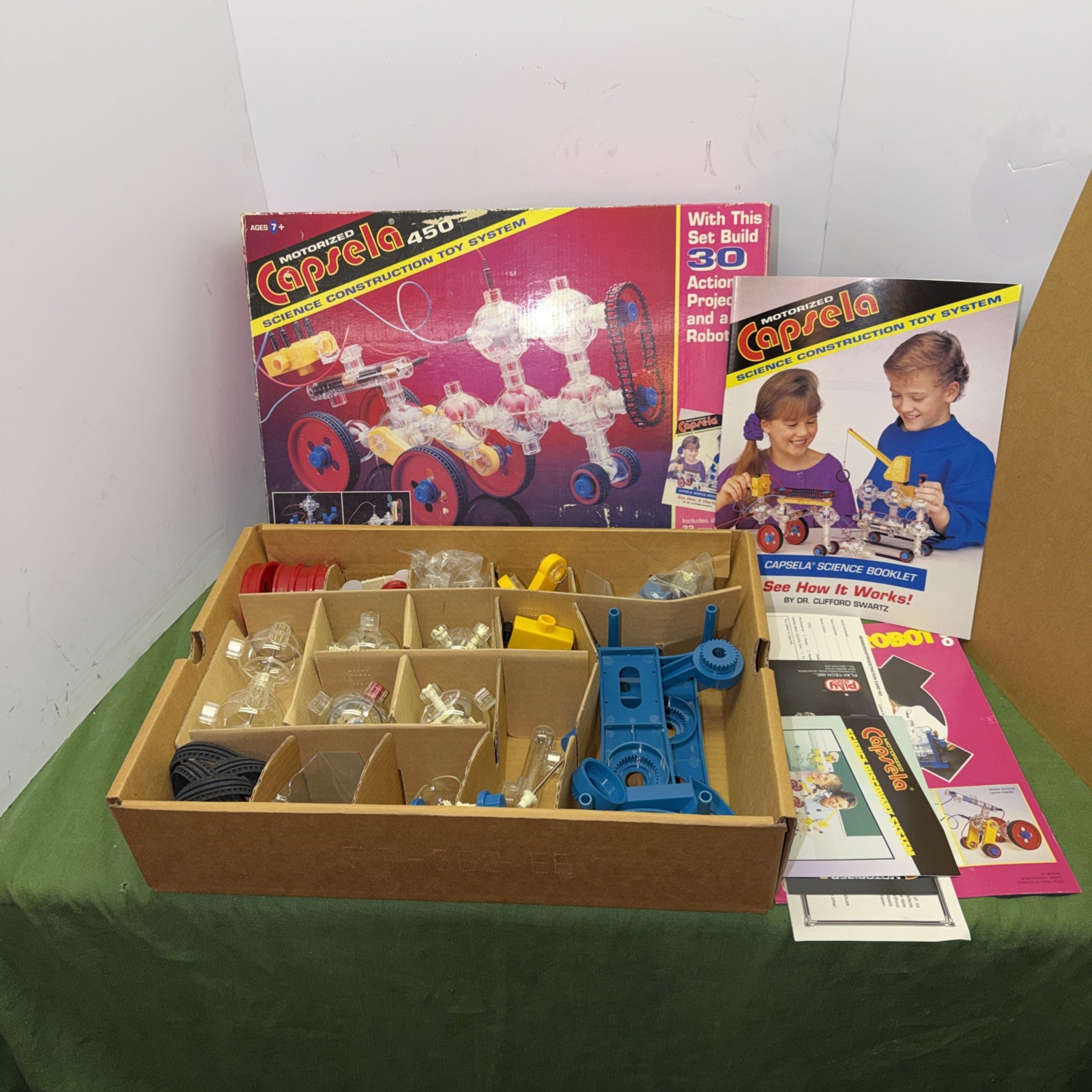 Motorized Cappella 450 Science  Construction 30 Projects + Robot. 1993 New.