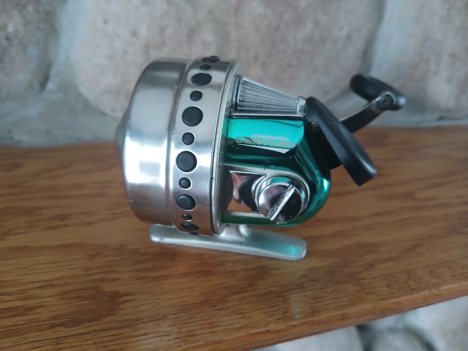 Johnson Century C200B Casting Fish Reel Clean Smooth Left/right RETREIVE 