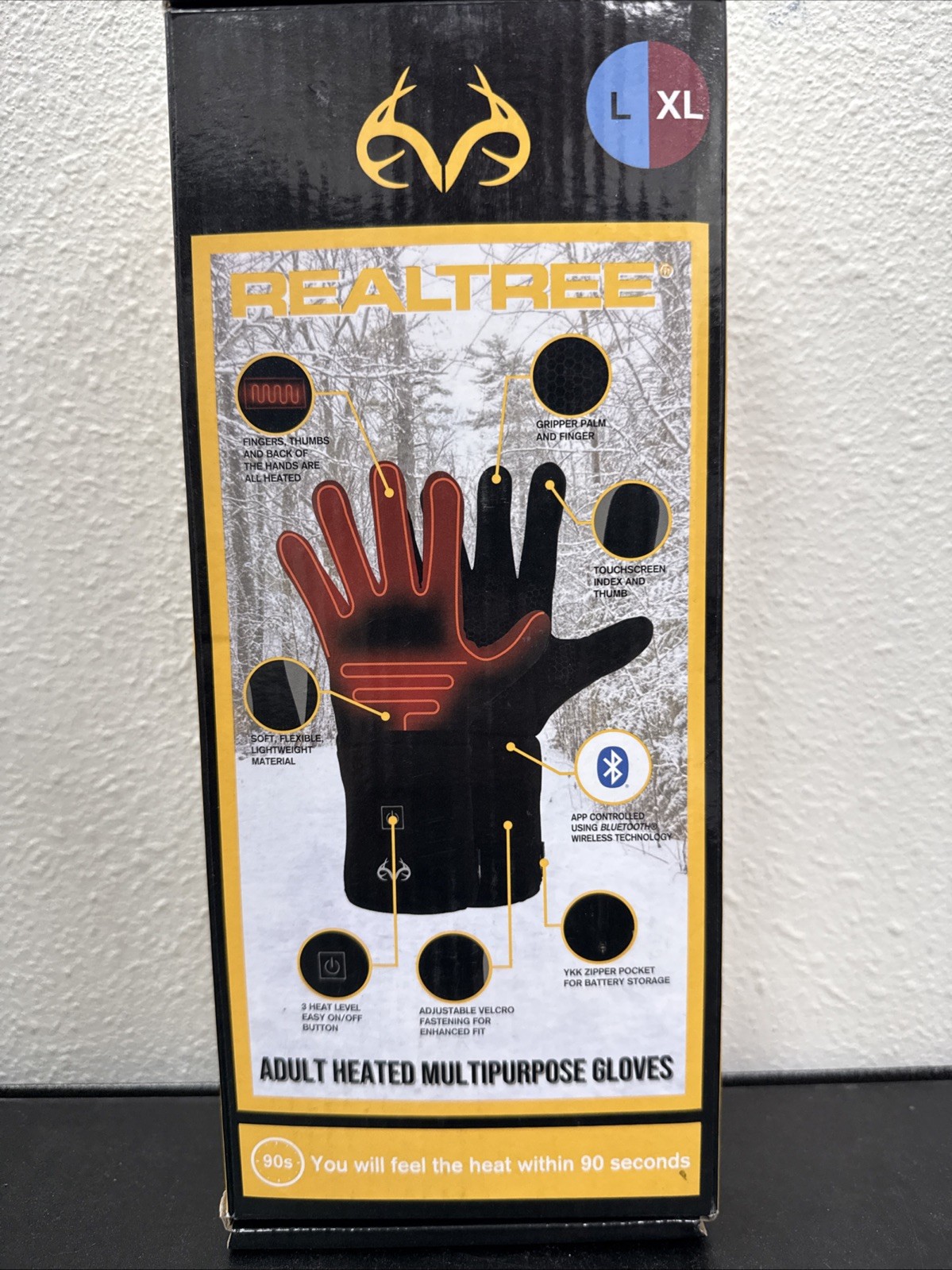 Realtree Adult Multipurpose Heated Gloves with 2 Rechargeable Power Banks