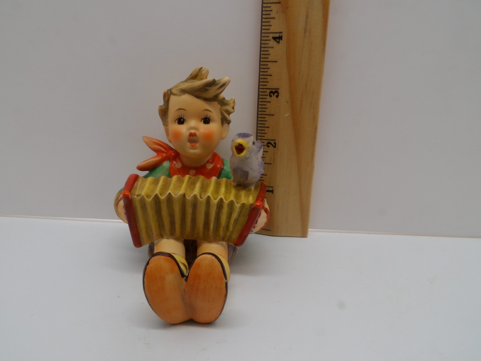 Hummel goebel Figurine, Let's Sing, Boy  110/0, TMK 5 free shipping
