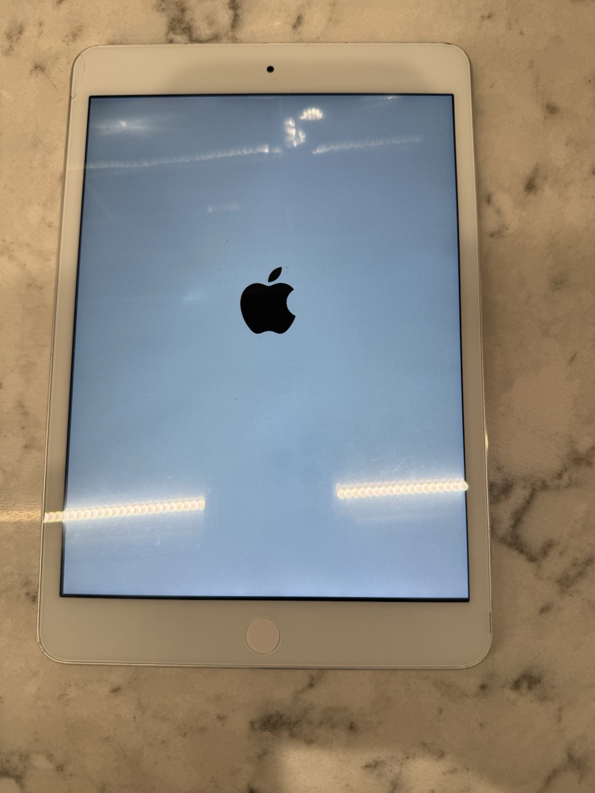 Apple iPad mini 2 16GB Silver Wi-Fi Tablet 7.9" Built-In Cameras