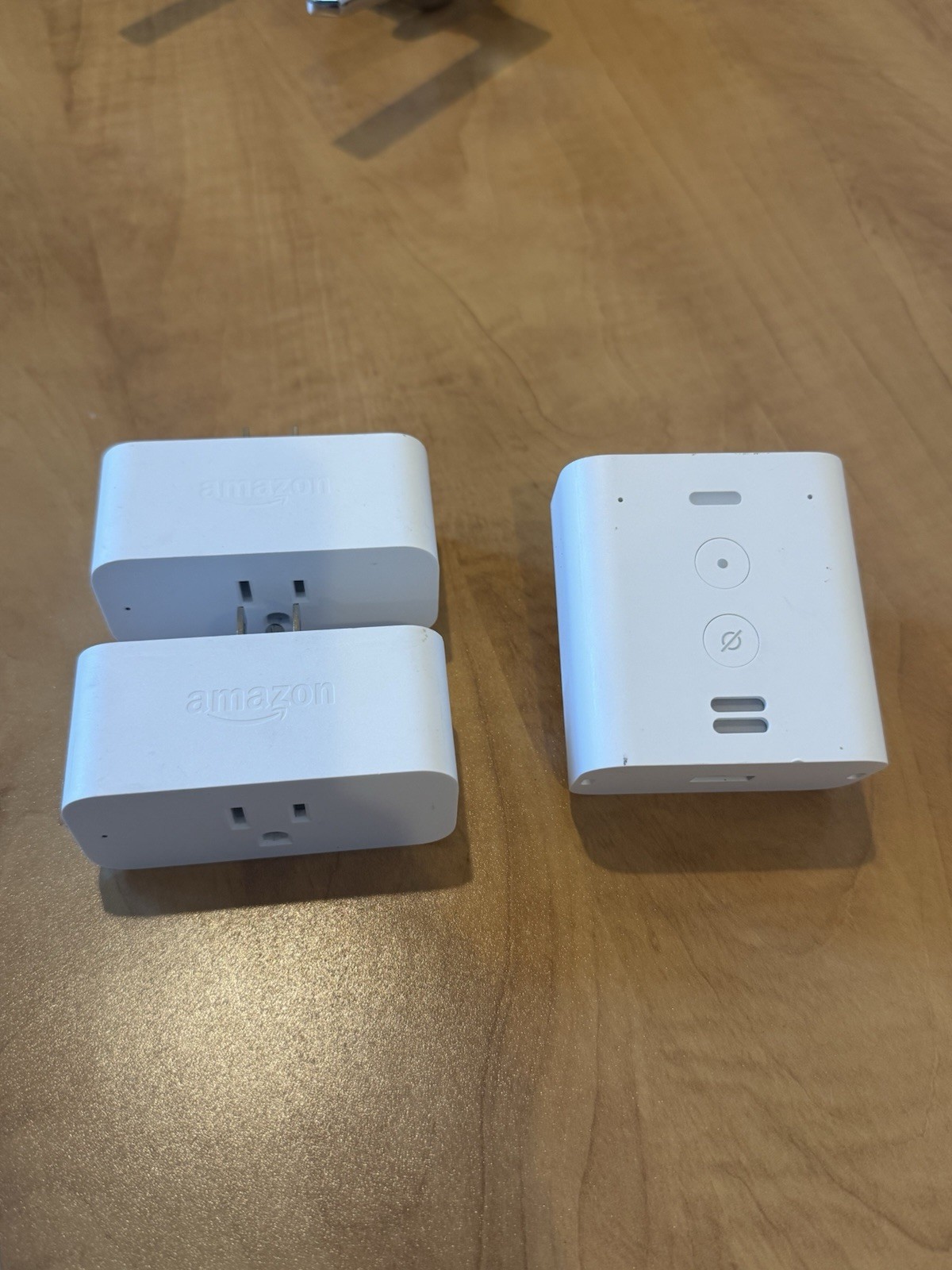Amazon Echo Flex Smart Speaker And 2 Smart Plugs